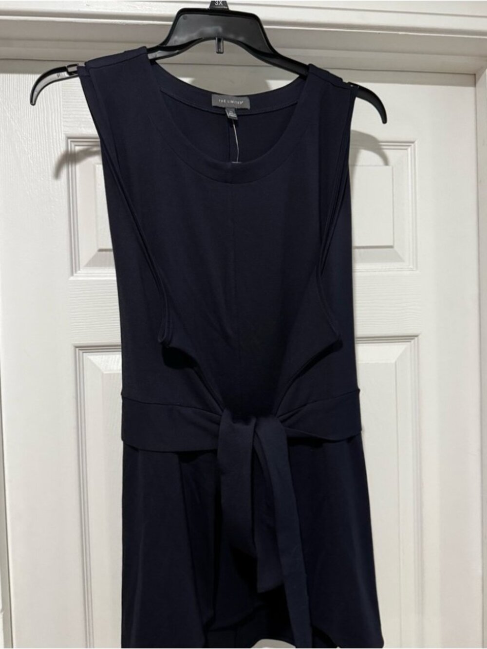 Sleeveless Navy Tie-Waist shirt
